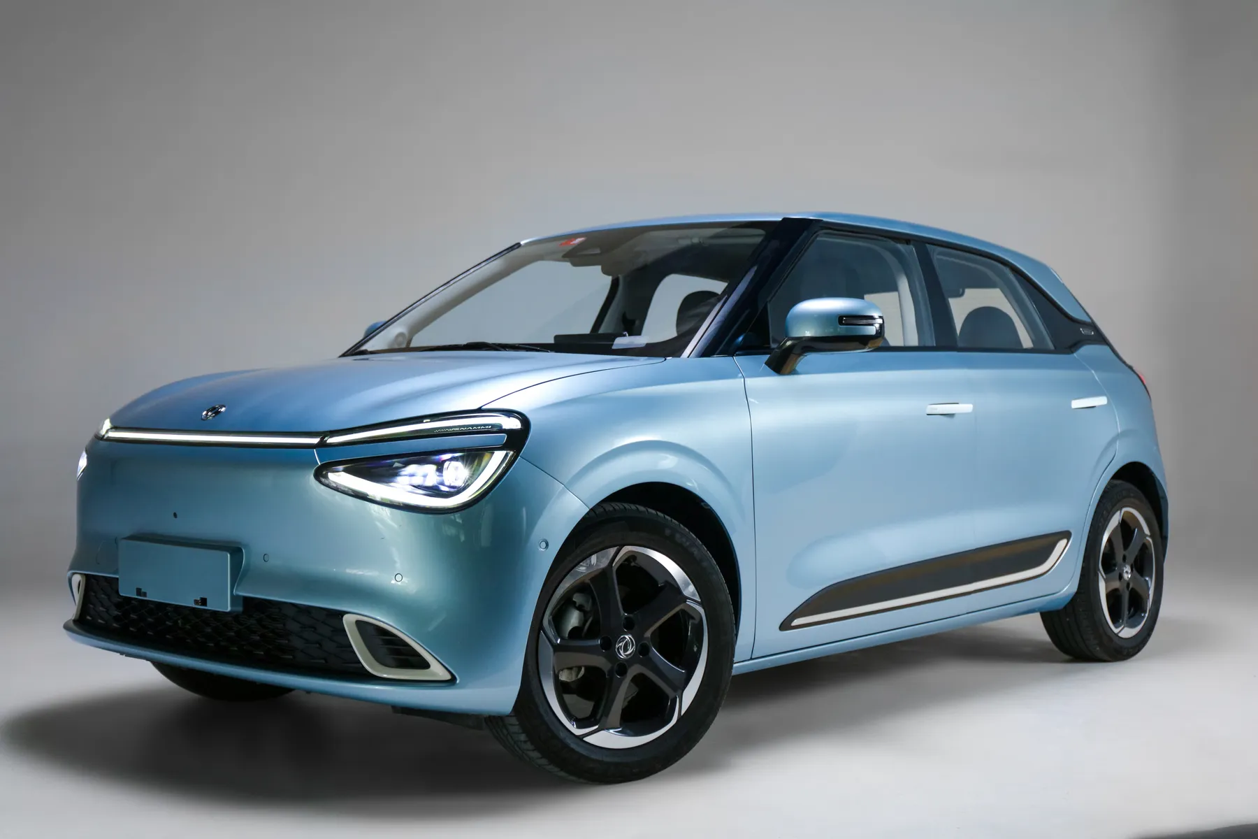 Dongfeng BOX 01 EV main exterior view